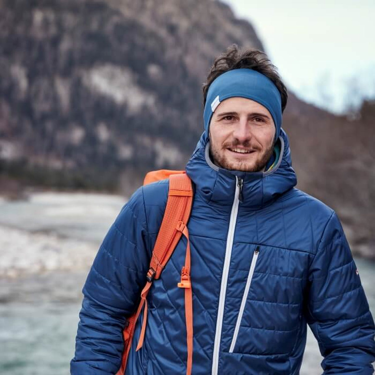 Soggle Stirnband mit Wendedesign - weiche Haptik, Headband mit leicht asymetrischem Schnitt, atmungsaktiv und wärmeisolierend